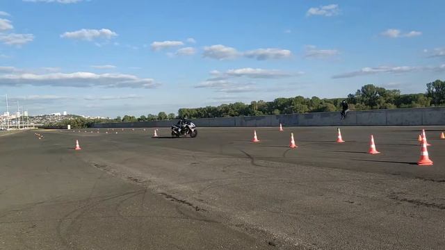 Gymkhana GP 2018 stage1 / Shakhanov Honda CBR600F4i / heat 1 смотреть онлайн
