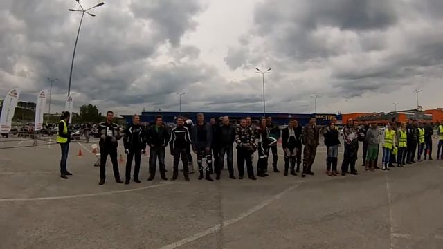 Это - мотоджимхана, детка ! смотреть онлайн