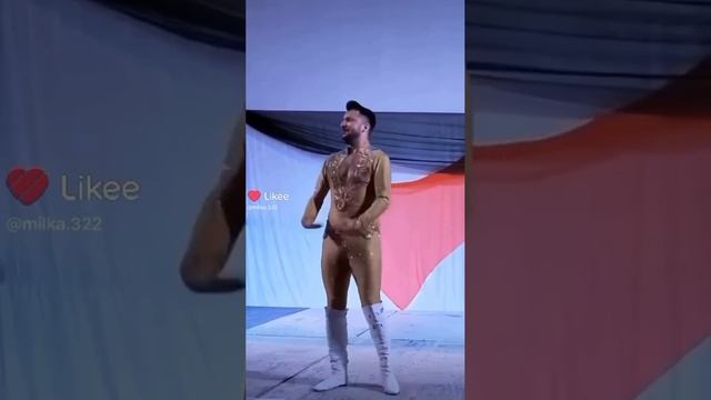 ?Танец «Зеленского» стал вирусным на мировой платформе для создания коротких видео Likee❗️? смотреть онлайн