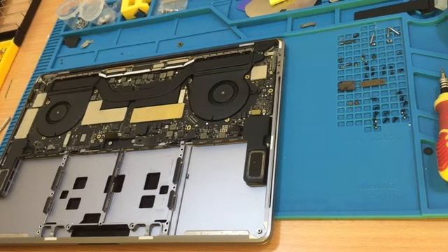 MacBook Pro A1707 2017 15'  Battery Replacement
