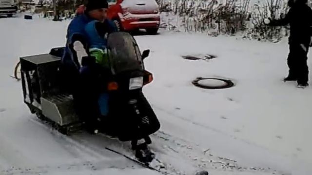 Selbstgebautes Schneemobil .Самодельный снегоход. смотреть онлайн