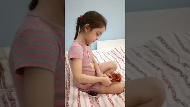 Плетение косичек на куклах! смотреть онлайн