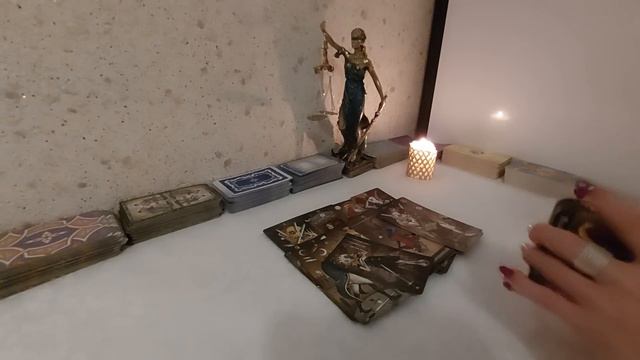 ПОЧЕМУ ОН СЕБЯ ТАК ВЕДЕТ, ЧТО ХОЧЕТ ПОКАЗАТЬ....... смотреть онлайн