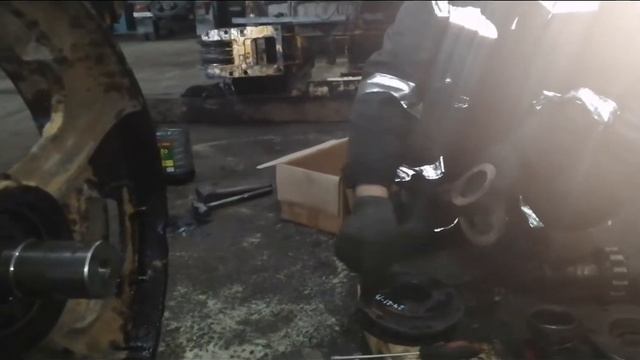 РЕМОНТ (ЛЕНИВЦА) НАТЯЖНОГО КОЛЕСА,, 24. смотреть онлайн