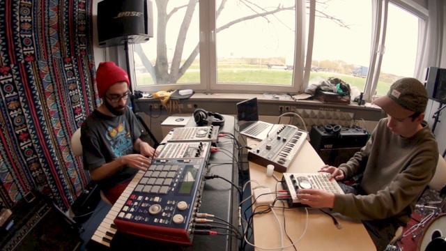 CIRCLISM - UFA PALAVA & INDIUS #1 смотреть онлайн