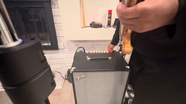 Fender rumble failed input Jack смотреть онлайн
