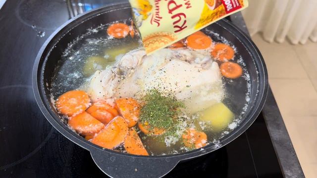 2 варианта ужина | Разделываем курицу | смотреть онлайн