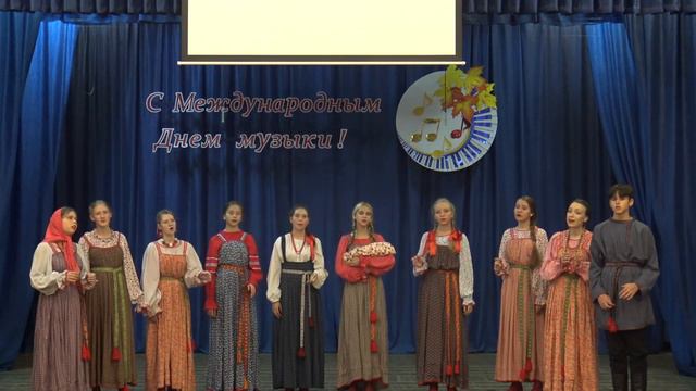 "Колыбельная" муз. А.Мосолов, сл.С.Есенин (Образцовый фольклорный ансамбль "Журавушки") смотреть онлайн