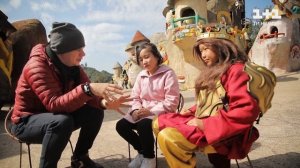 Парк развлечений в китайском Диснейленде и город карликов. Китай. Мир наизнанку 11 сезон 23 серия