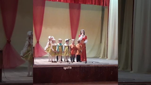 Детский Пасхальный праздник. Выступление учеников Воскресной школы