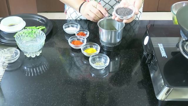 Amla Achar - आंवले का अचार बनाये टेस्टी व स्वास्थ्यवर्धक | Amle Ka Achar Recipe | Achar Recipe смотреть онлайн