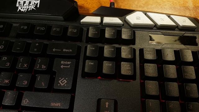 Обзор на бюджетную геймерскую клавиатуру Defender Doom Keeper GK 100DL смотреть онлайн