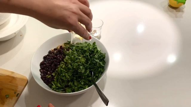 Lectin Free Recipe Lunch (Canned Beans Salad) With Sorghum Grain Fiber Protein Rich смотреть онлайн