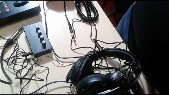 Headphone Amplifier Behringer HA400 4-Channel, unboxing,review & setup #dkbvlogs #dineshkumarbhatoy смотреть онлайн