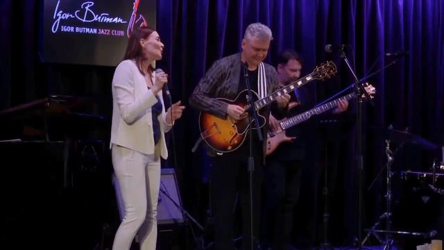 Мария Тарасевич & Виталий Кись "Moon River" смотреть онлайн