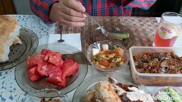 ЦЫПЛЕНОК-ТАБАКА НА УЖИН.ЗАХОДИТЕ К НАМ. смотреть онлайн