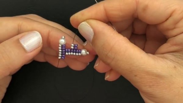 Herringbone Beaded Earrings || DIY Beaded Earrings || How to make Beaded Earrings