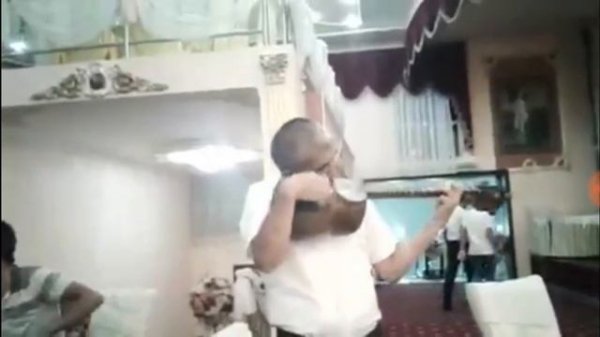 Mana jonli ijro laylo-laylo 👍 toshkent Abdumalik Gaynazarov