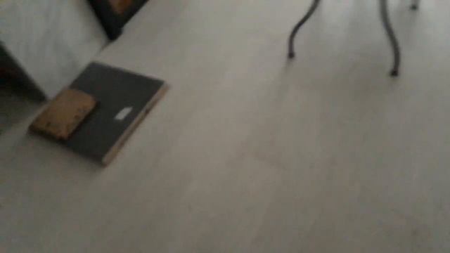 Строим Сами#3-навеска двери смотреть онлайн