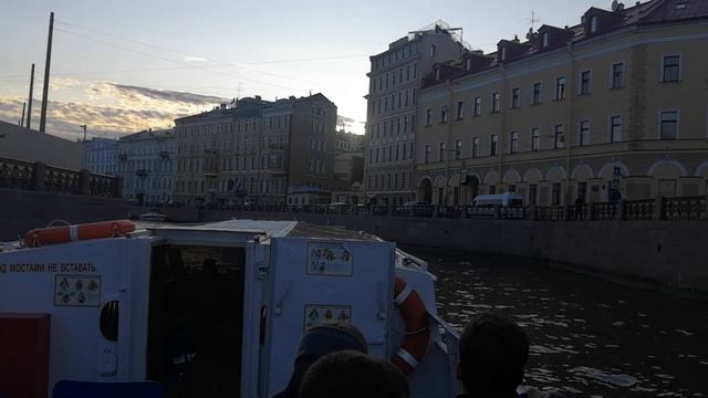 Плывем по Неве Санкт Петербург смотреть онлайн