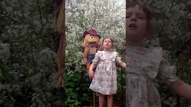 Очень классно!!! Э. Асадов читает Карманова Катя. 5 лет. смотреть онлайн