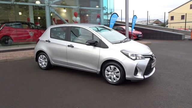 2015 Toyota Yaris 1.0 Terra смотреть онлайн