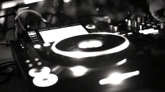 Summer - FLY5OLO & NEXO электронная музыка
