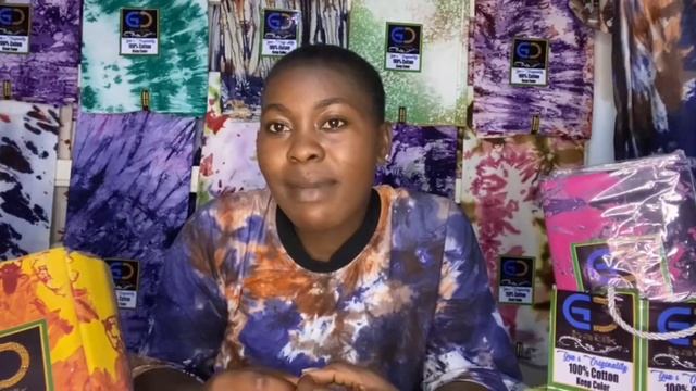 À 24 Ans Elle Lance Sa Marque De Tissus Batik Au Togo ??