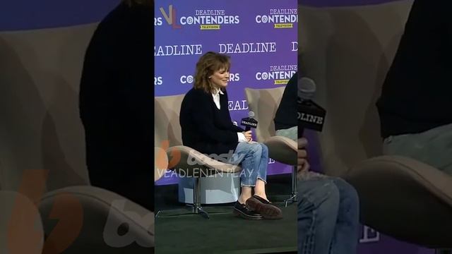 ВАЙНОНА РАЙДЕР В ЗАМЕШАТЕЛЬСТВЕ НА ИНТРЕВЬЮ STRANGER THINGS 4 #оченьстранныедела #рекомендации смотреть онлайн