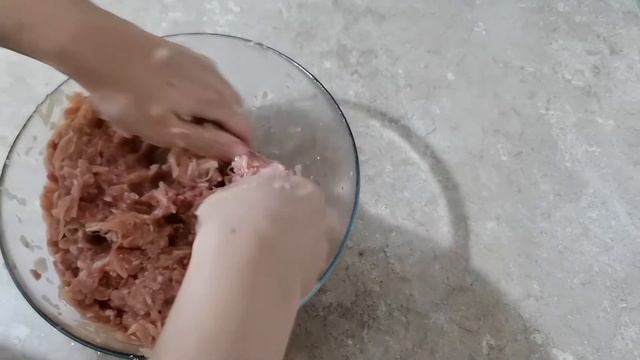 НЕЖНЕЙШИЕ КАБАЧКОВЫЕ КОТЛЕТЫ С ФАРШЕМ * РЕЦЕПТЫ ДЛЯ ЛЕНИВЫХ смотреть онлайн