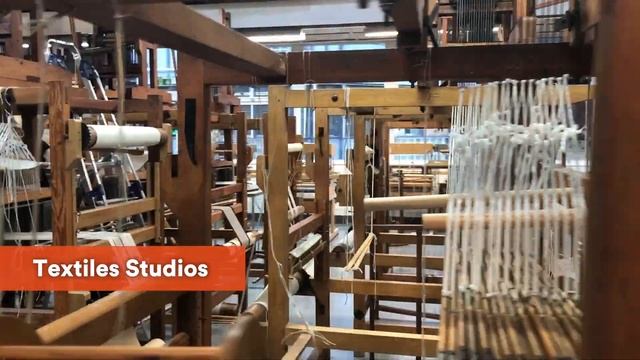 UCA Farnham - Facilities Tour смотреть онлайн