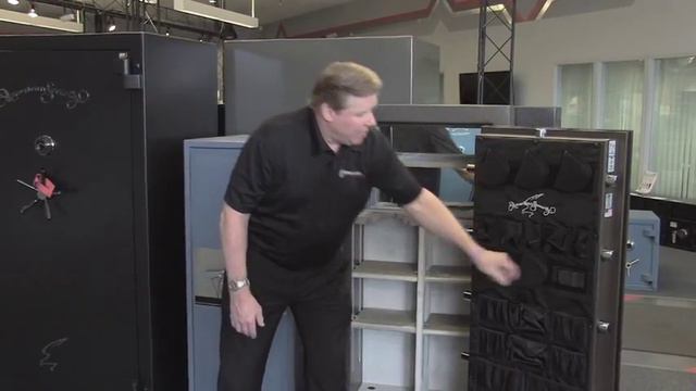 AMSEC BF6032 Gun & Rifle Safe with Dye the Safe Guy смотреть онлайн