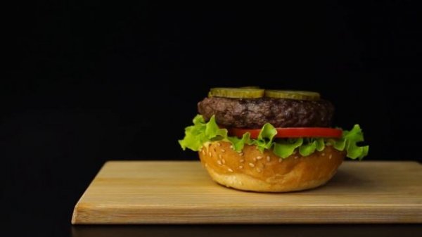 Рекламное видео бургера для бургерной в Москве
