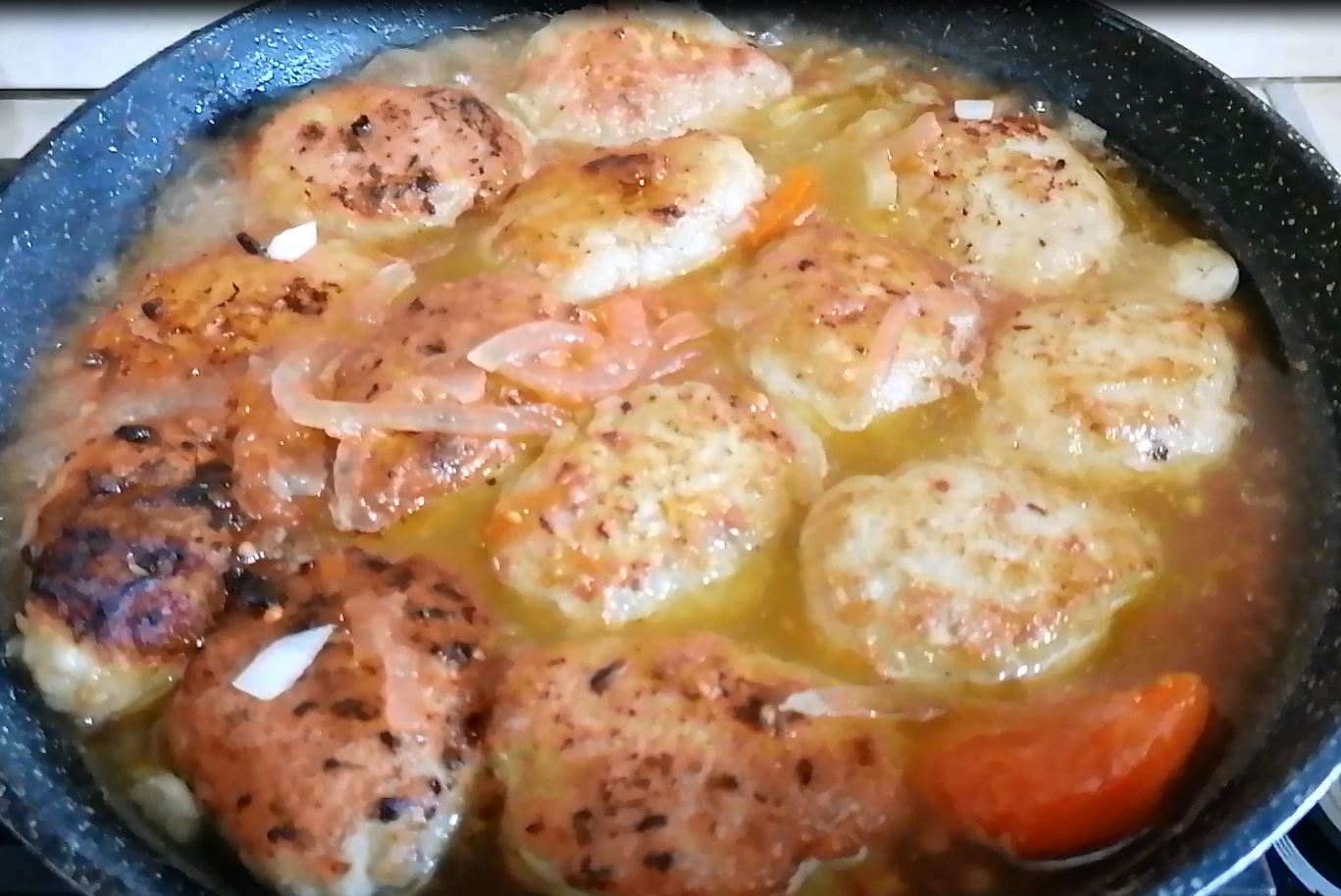 КОТЛЕТЫ в ПОДЛИВЕ без заморочек. Очень ВКУСНЫЕ смотреть онлайн