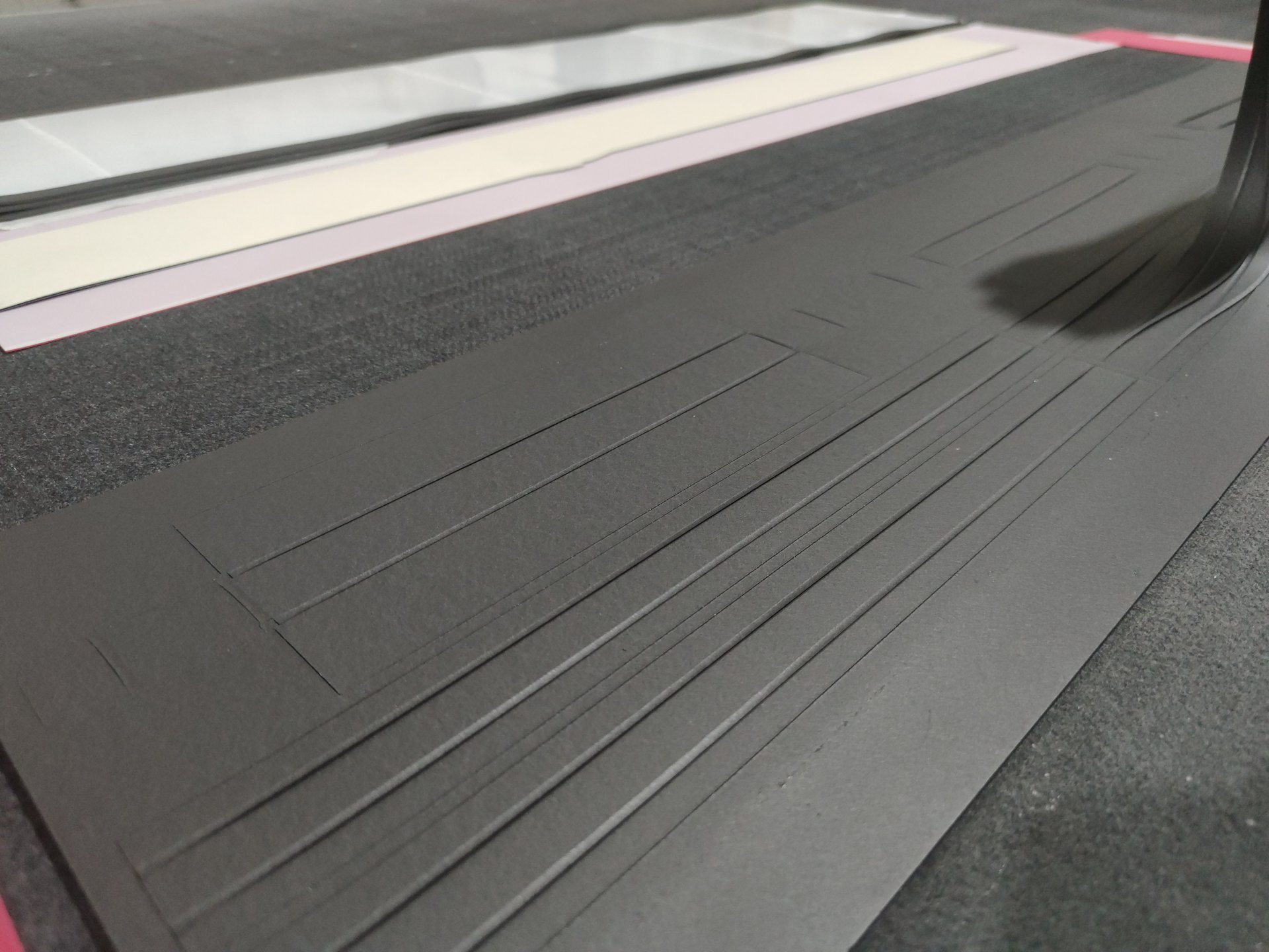 Резка огнезащитного огракса на плоттере смотреть онлайн