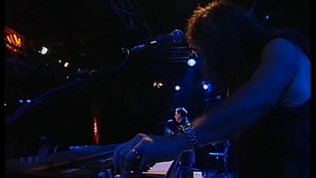 Eric Burdon - We Gotta Get Out Of This Place (Live, 2004) ♫♥ смотреть онлайн