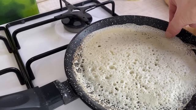 Воздушное, блинное тесто. Кружевные блины очень вкусные и тонкие. смотреть онлайн