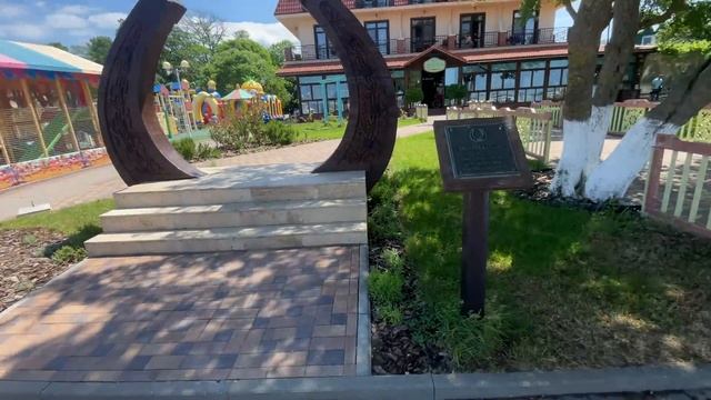 Кабардинка 10 баллов ? Вот как должно выглядеть то место куда стоит ехать отдыхать) Переезд на Юг смотреть онлайн