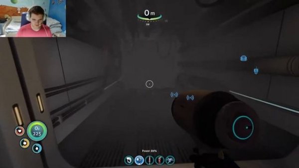 Cargo bay 3 Aurora (Subnautica E19)