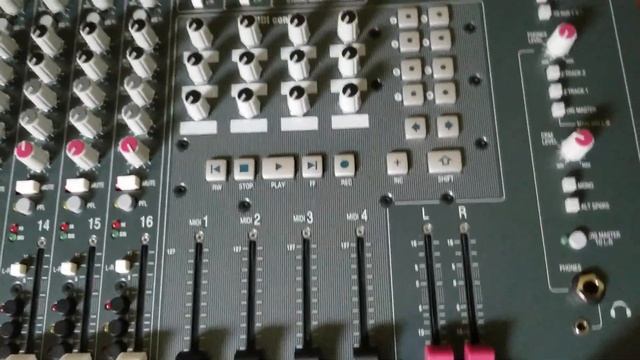 16 Steps: Episode 15 - Allen & Heath Zed R16 Firewire Mixer смотреть онлайн