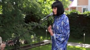 Только не бойтесь крови. Это не ваша, принц!