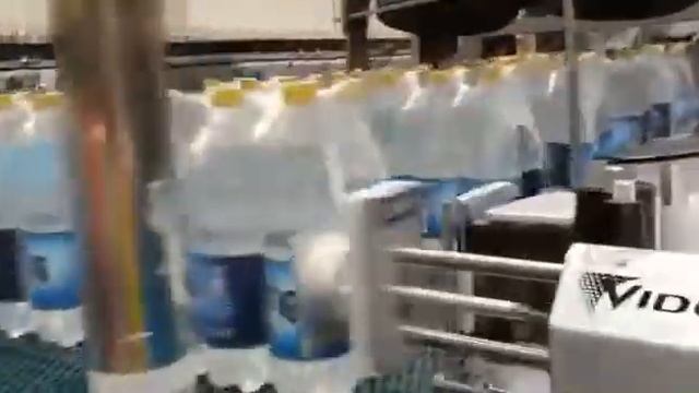 Этикетирование принтером-аппликатором Videojet 9550 смотреть онлайн