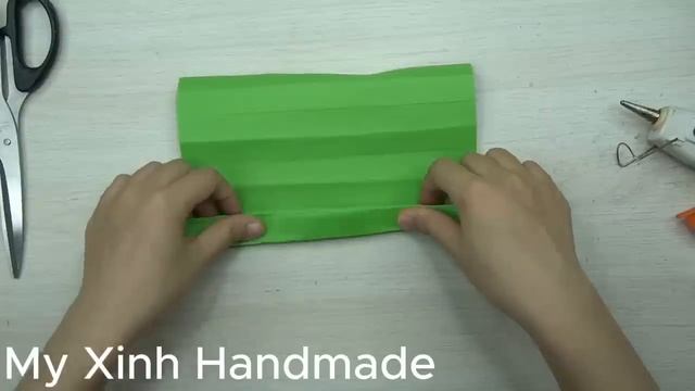 Hướng dẫn các bạn cách làm một cái quạt bó hoa xinh xắn | My Xinh Handmade смотреть онлайн