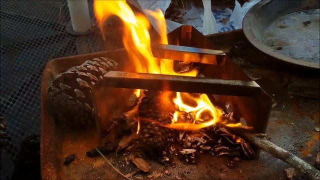 Lixada 2 Walled Portable Stove - First Burn Test (Yellow Pine Cone vs. White Pine Cone) смотреть онлайн