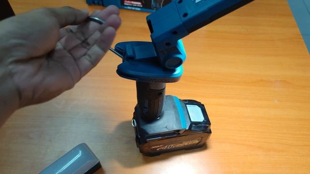 ML006G Makita Worklight