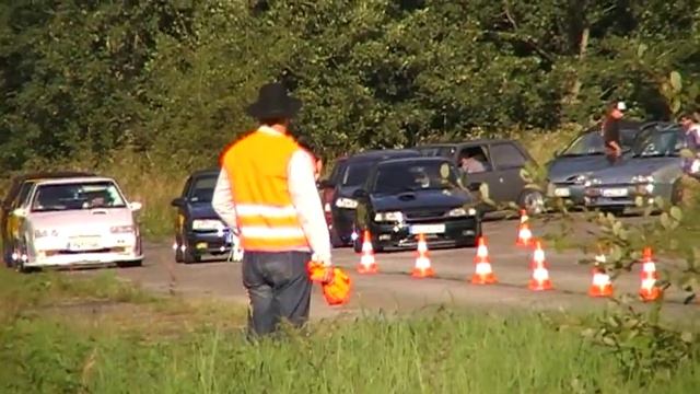 1/4 mile Renault 19 16v Chamade vs Renault 19 16v Chamade смотреть онлайн