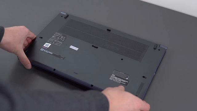 MSI Prestige 15 - 6 Cores + 11 Hour Battery! смотреть онлайн