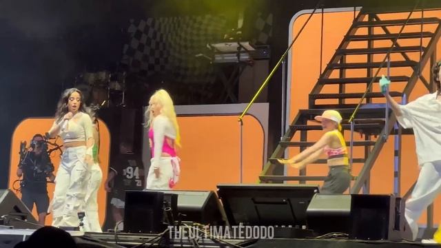 Fancam 220731 J-Hope Becky G Chicken Noodle Soup Lollapalooza 2022 Concert Live Performance