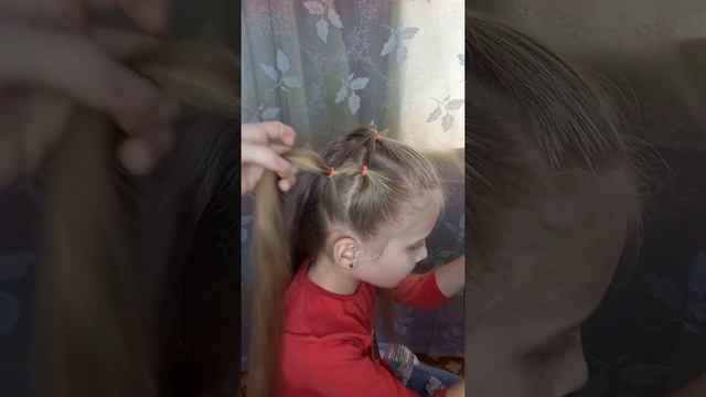•Красивые причёски на длинные волосы?#причёскидлядевочек• смотреть онлайн