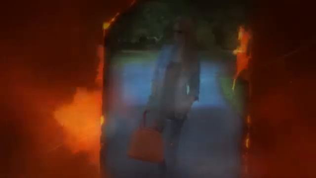 С чем носить оранжевую сумку? смотреть онлайн